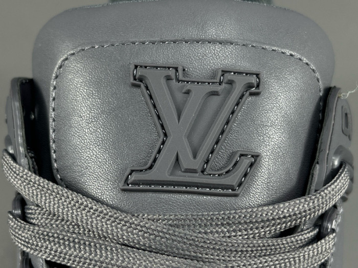 LUSV SNEAKERS