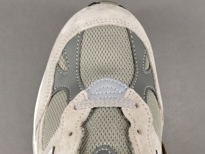 New Balance 991 Made In UK "Grey & White" M991GL