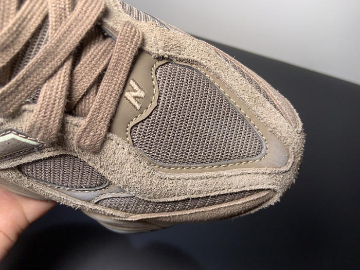 New Balance 9060 Mushroom Men