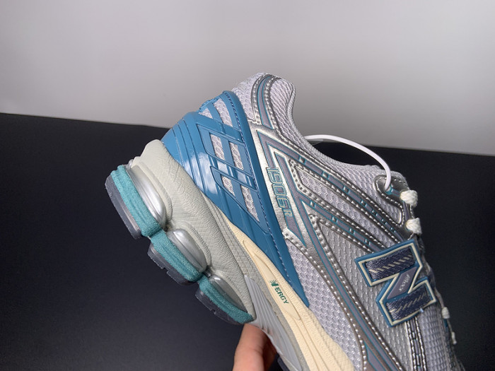 New Balance 1906R "Silver/Teal" M1906REO