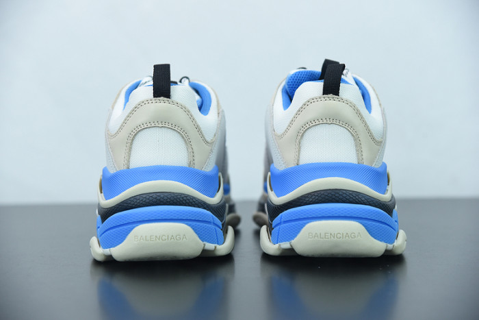 BALCIA Triple S Sneaker