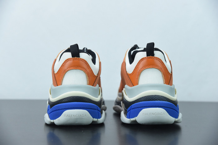 BALCIA Triple S Sneaker