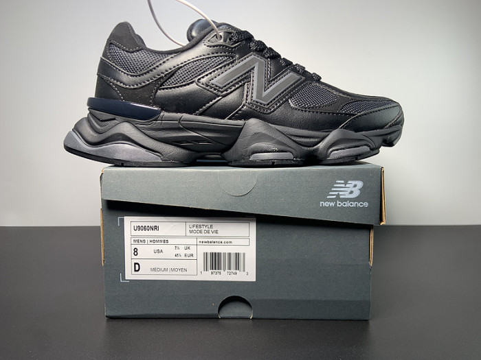 New Balance 9060 Triple Black Leather U9060NRI