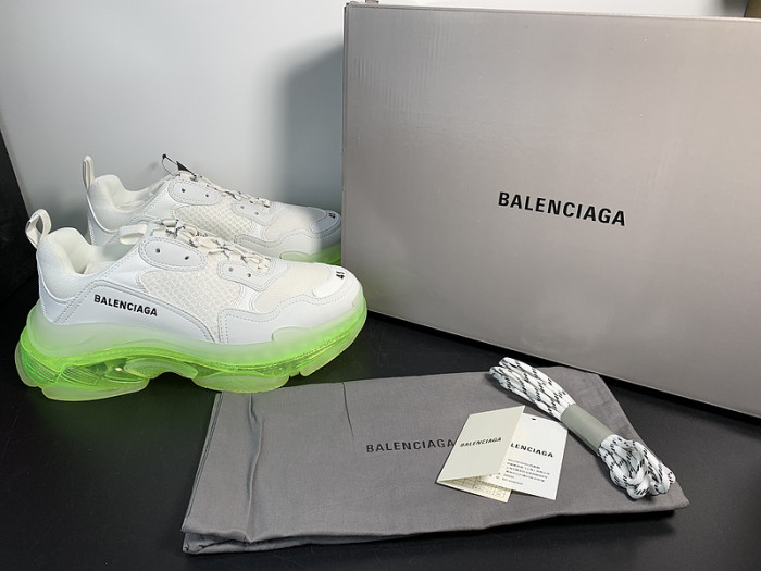 BALCIA TRIPLE S SNEAKER