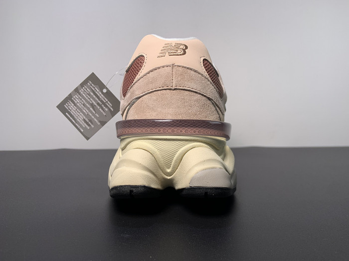 New Balance 9060 Taupe/Vintage U9060EEH