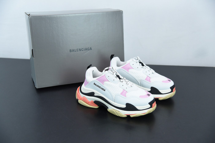 BALCIA Triple S Sneaker