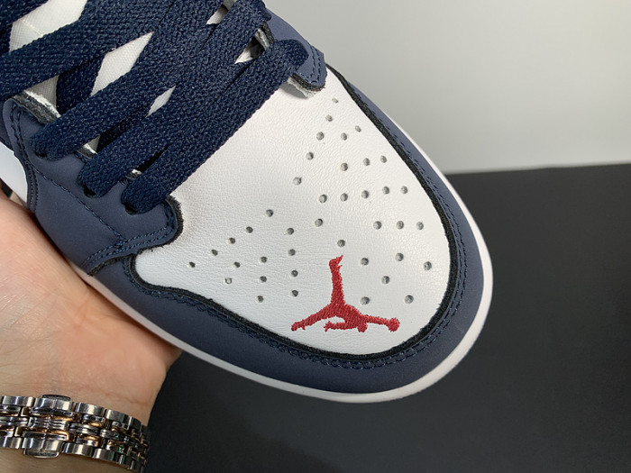 Air Jordan 1 Low SB 