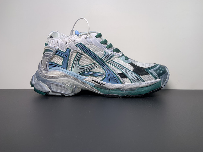 BALCIA RUNNER SNEAKER