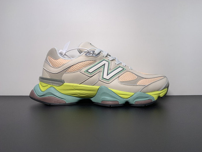 New Balance 9060 Moonbeam Vintage Rose Moonrock U9060GCB
