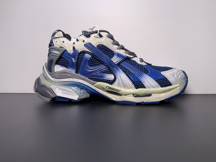 BALCIA RUNNER SNEAKER