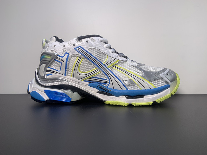 BALCIA RUNNER SNEAKER