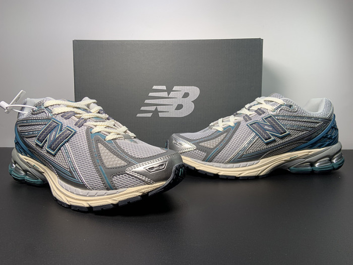 New Balance 1906R "Silver/Teal" M1906REO