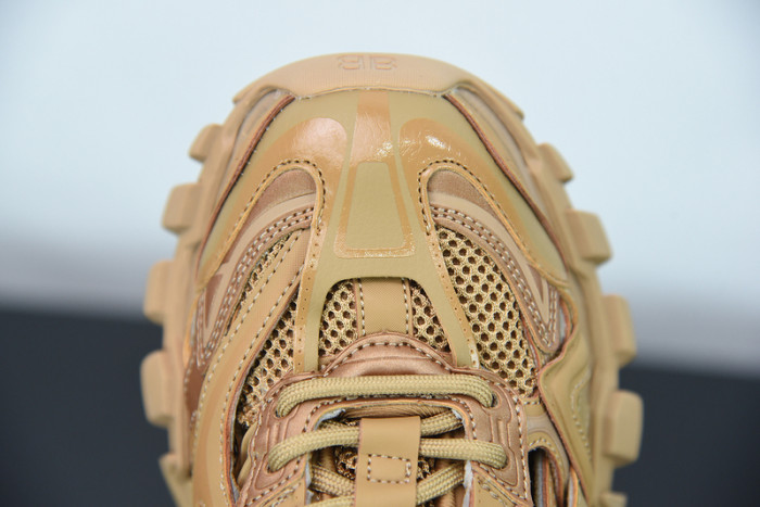 BALCIA Track SNEAKER