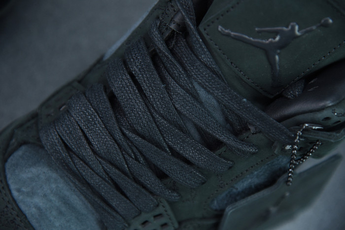 KAWS x Air Jordan 4 Black AJ4 930155-001