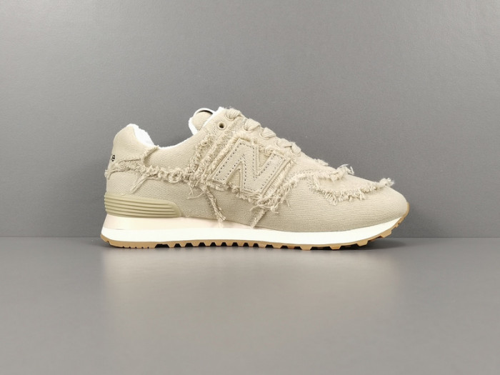 MiuMiu x New Balance 574 5E765D CSL F0044 F015