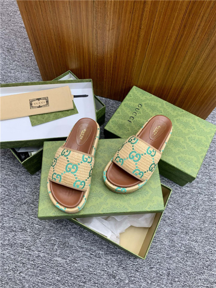 GCI GG Slide Sandal