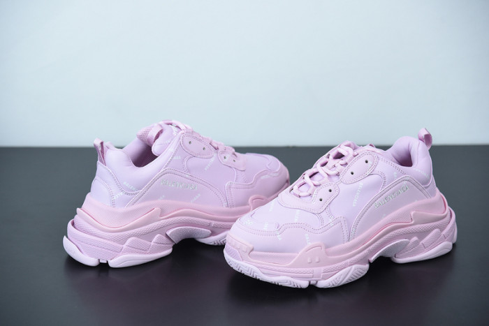 BALCIA Triple S Sneaker