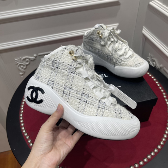 CHNL Sneaker