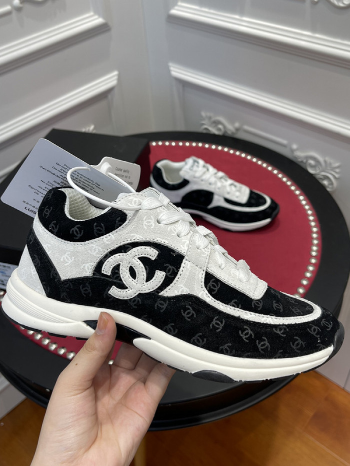 CHNL Sneaker