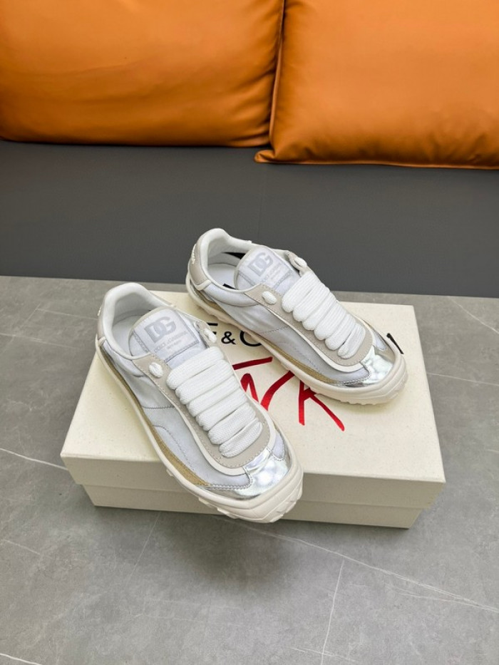 DG SNEAKER