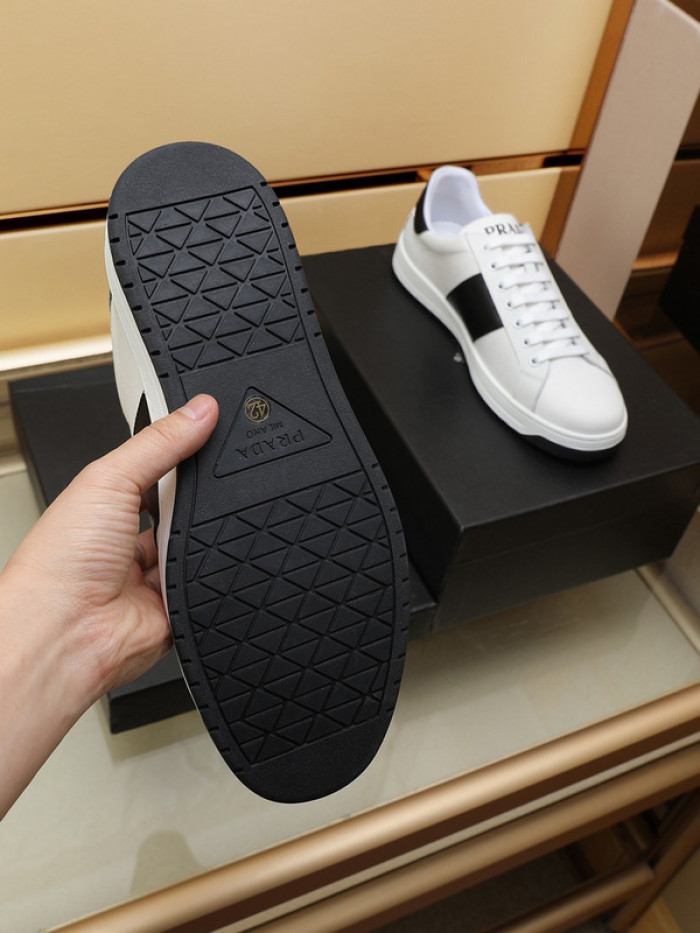 PRDA Sneaker