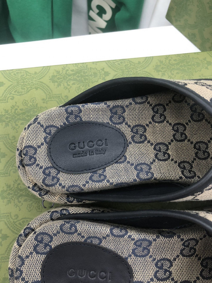GCI GG Slide Sandal