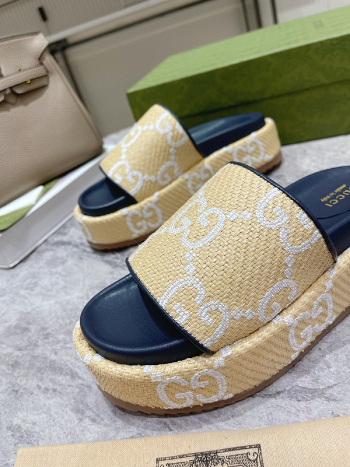 GCI GG Slide Sandal