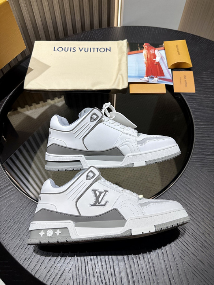 LUSV SNEAKERS