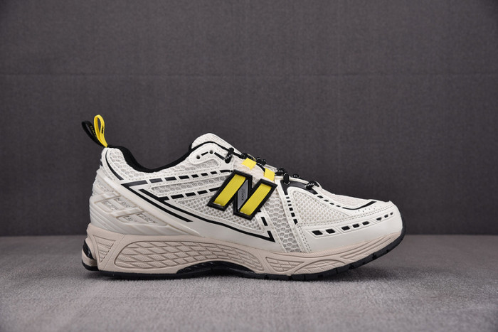 New Balance 1906R x GANNI Low Egret - M1906RGG