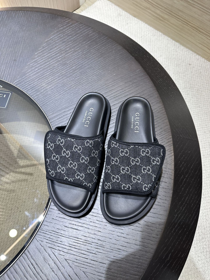 GCI GG Slide Sandal