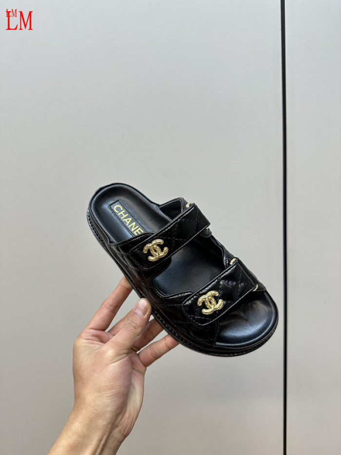 CN Slide Sandal
