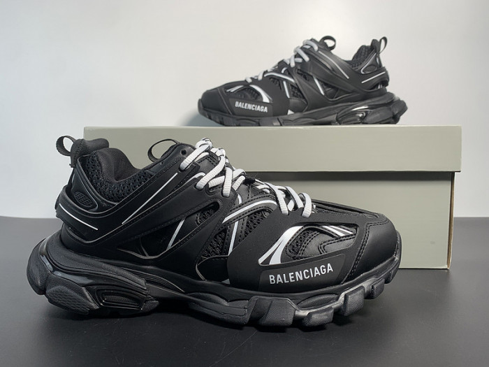 BALCIA Track SNEAKER