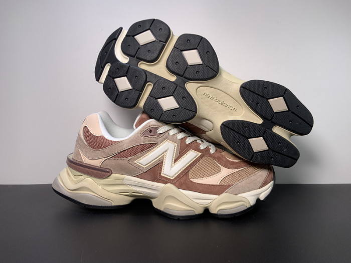New Balance 9060 Taupe/Vintage U9060EEH
