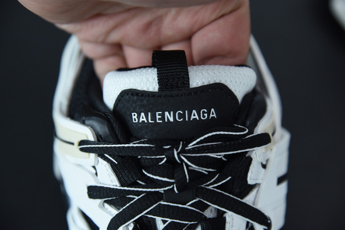 BALCIA Track SNEAKER