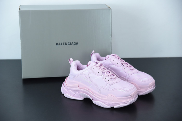 BALCIA Triple S Sneaker