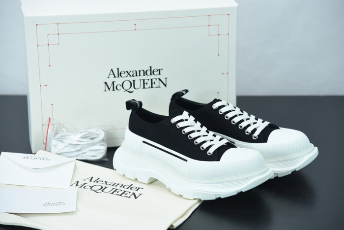 ALEXMQ Sneakers