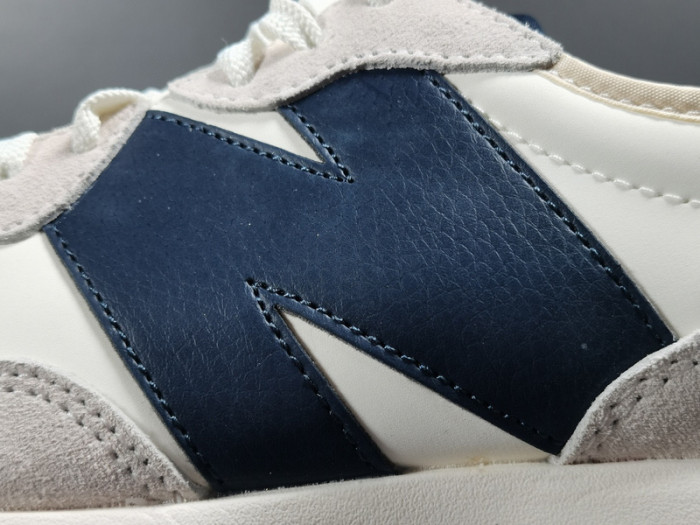 (WMNS) New Balance 327 