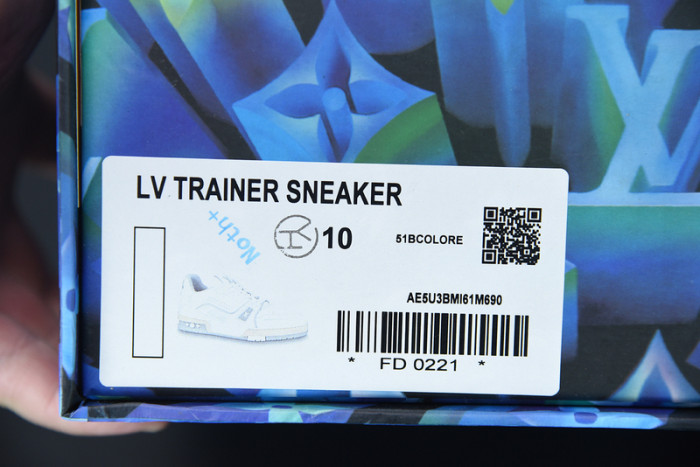LUSV SNEAKERS