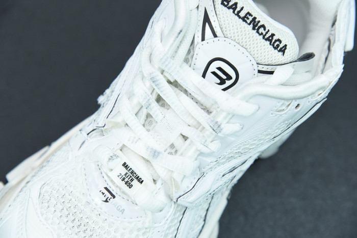 BALCIA RUNNER SNEAKER