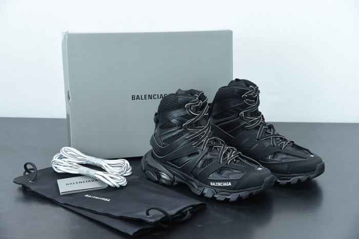 BALCIA Track SNEAKER