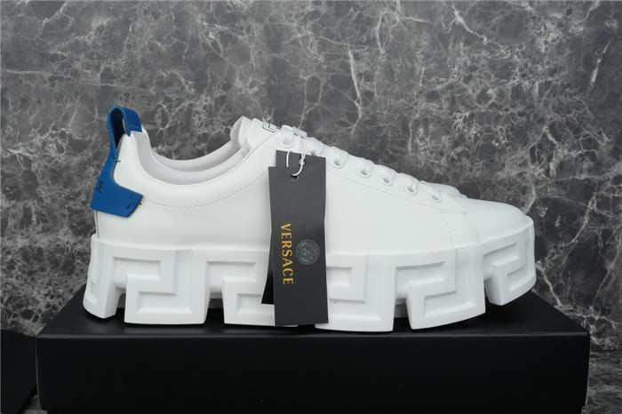 VRCE Sneaker