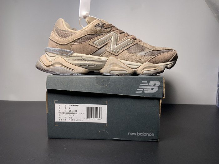 New Balance 9060 Mushroom Men