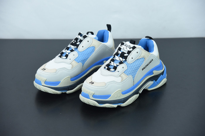 BALCIA Triple S Sneaker