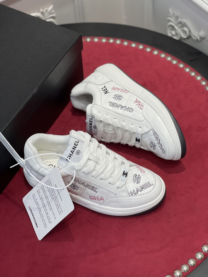 CHNL Sneaker