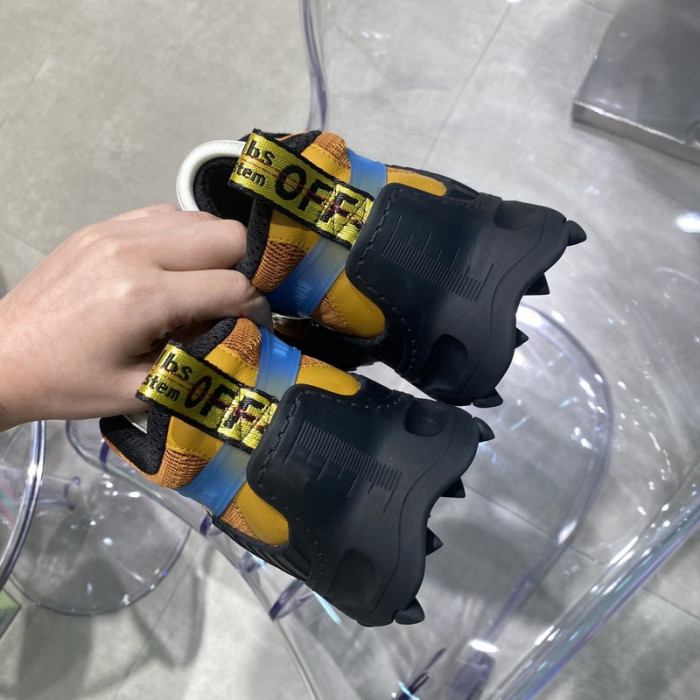 OFW C/O ODSY-1000 SNEAKER