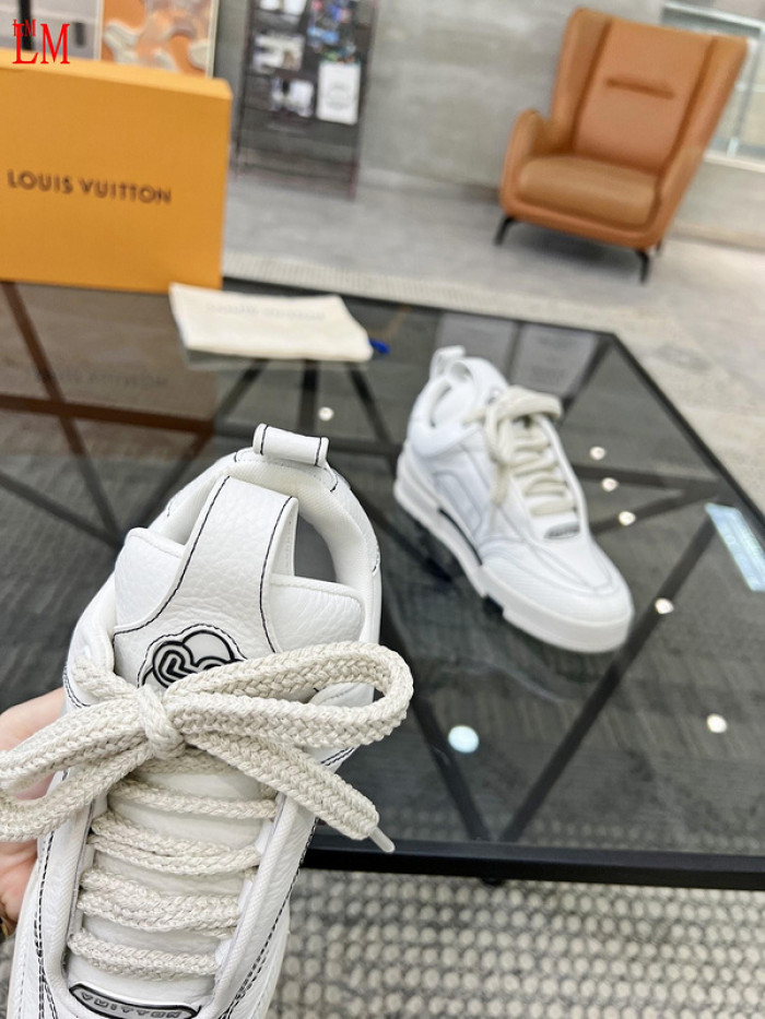 LUSV SNEAKERS