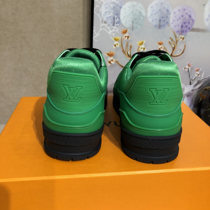 LUSV SNEAKERS
