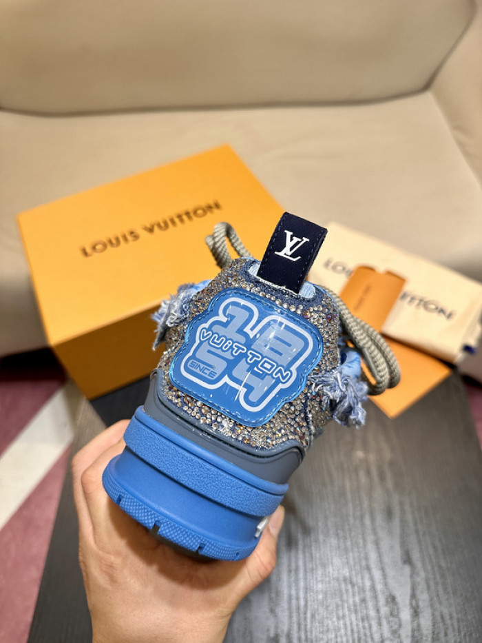 LUSV SNEAKERS