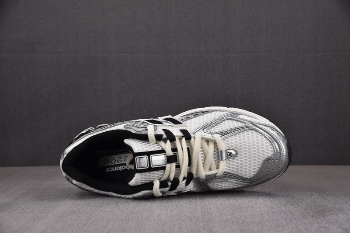 New Balance 1906R Silver Metallic Black M1906RER