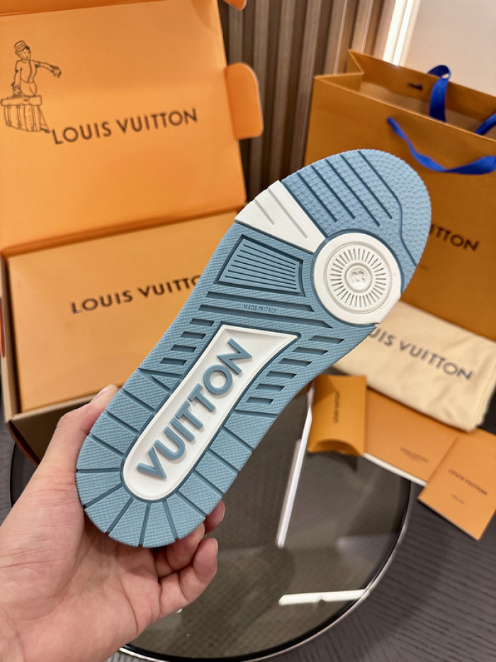 LUSV SNEAKERS